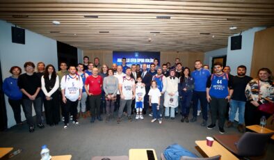 Anadolu Efes Spor Kulübü Taraftarlarıyla Buluştu