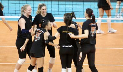 Eczacıbaşı Dynavit, CEV Şampiyonlar Ligi Playoff maçında sahne alıyor