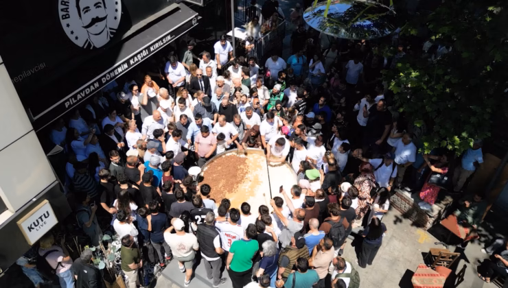 TÜRKİYE’NİN EN BÜYÜK PİLAV KAZANINDA 16 TON PİLAV İKRAM EDİLDİ